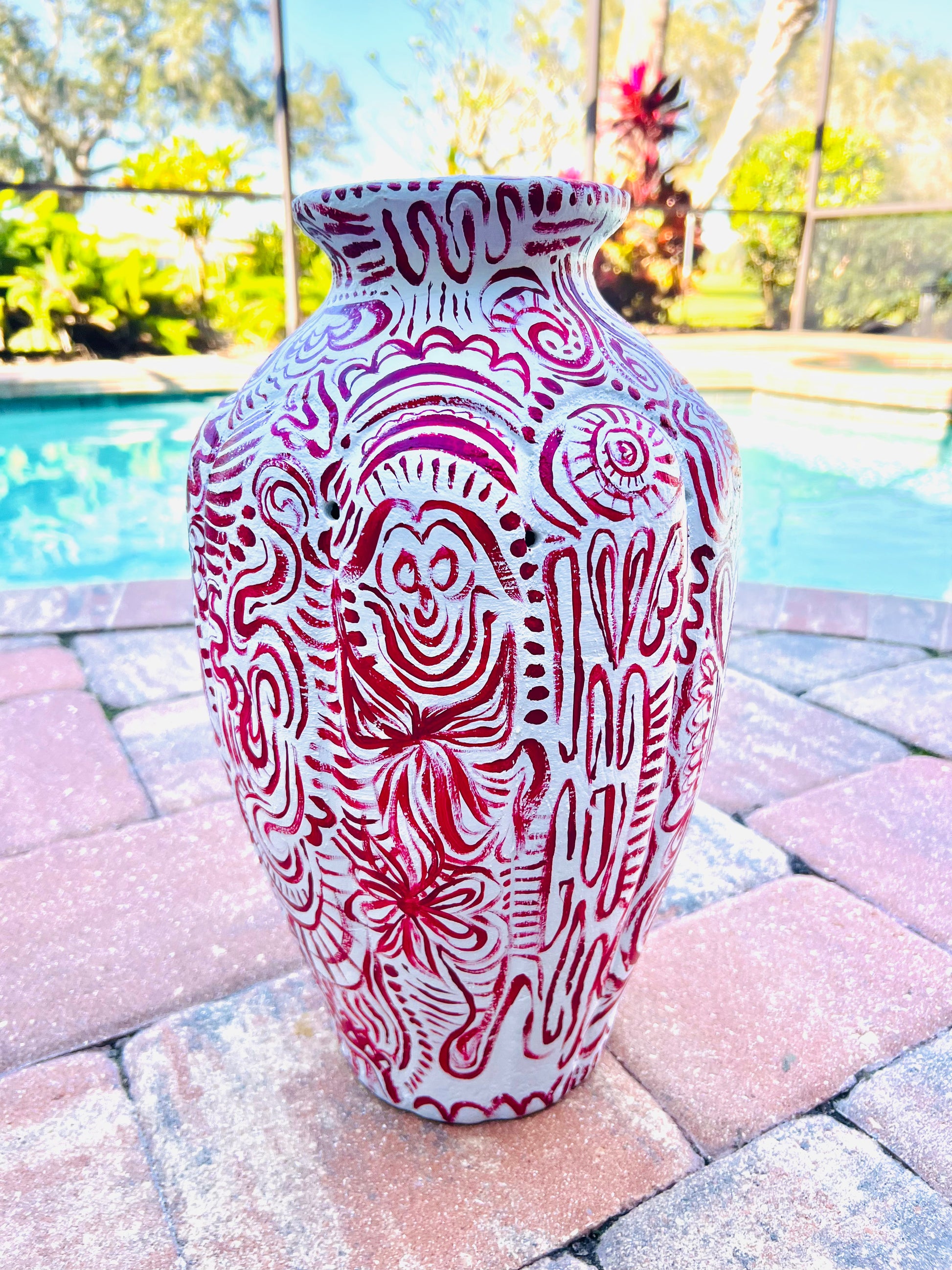 Florida Aura Painted Pot - White and Red