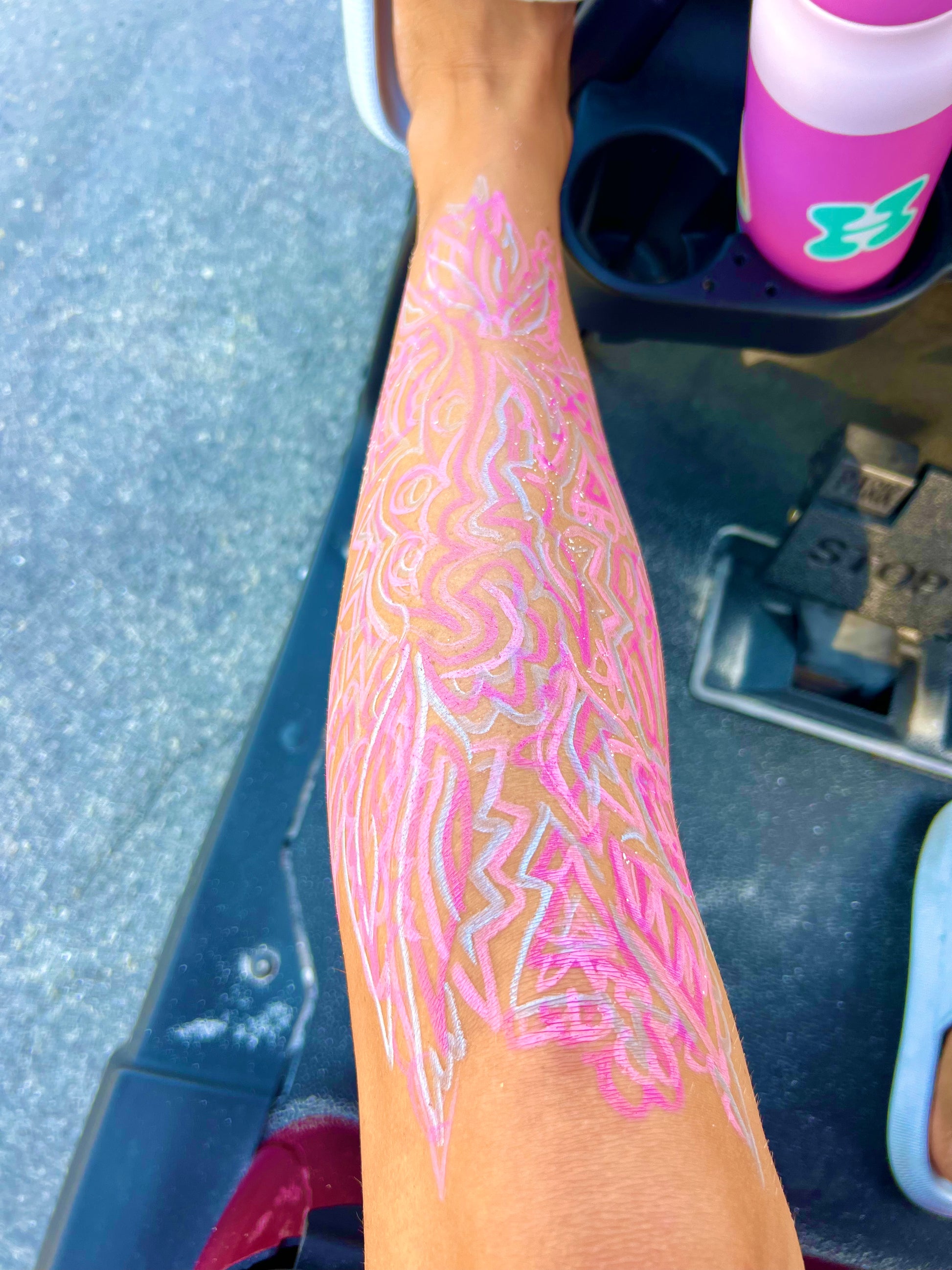 Pink Leg Aura