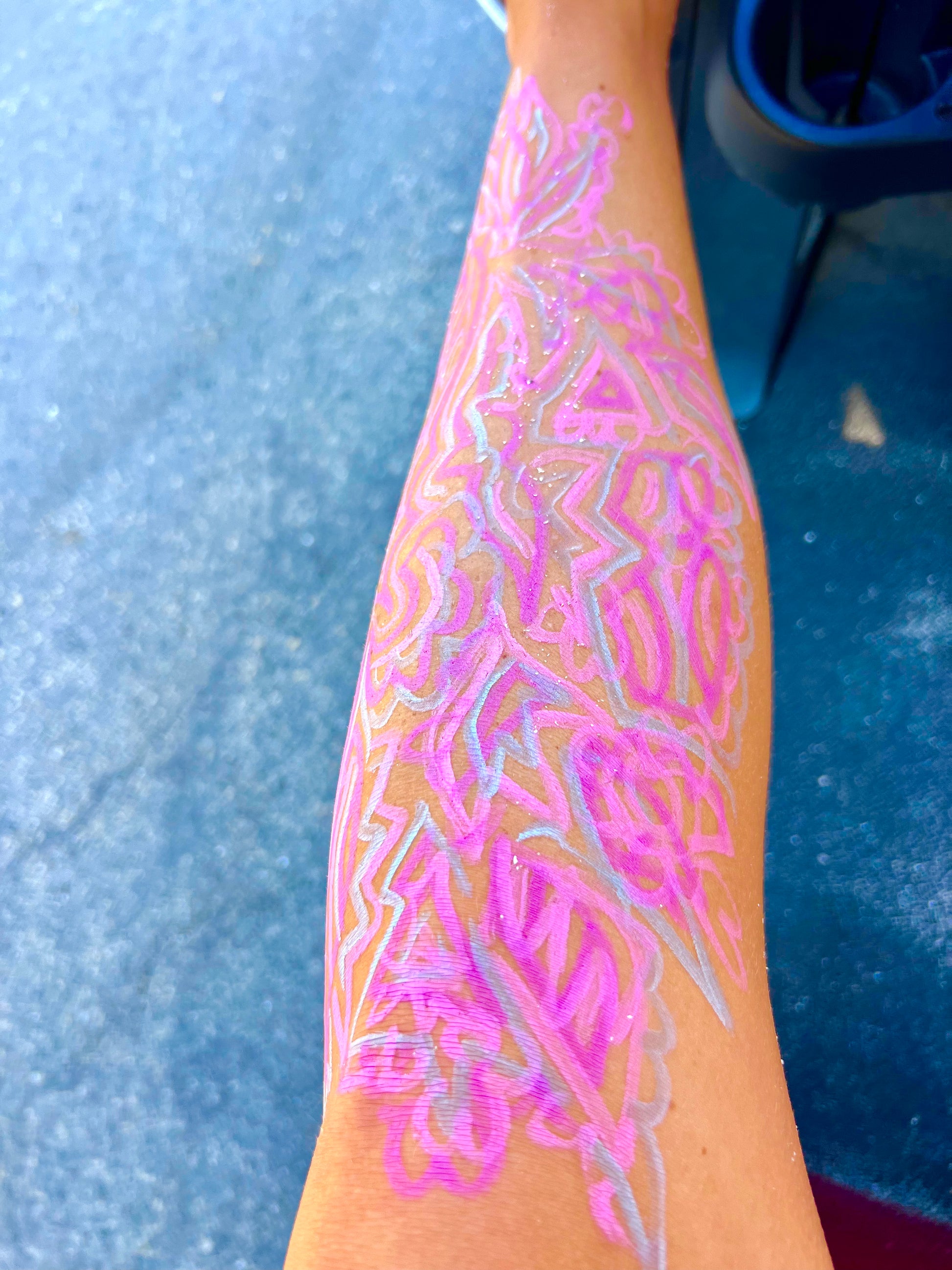 Pink Leg Aura